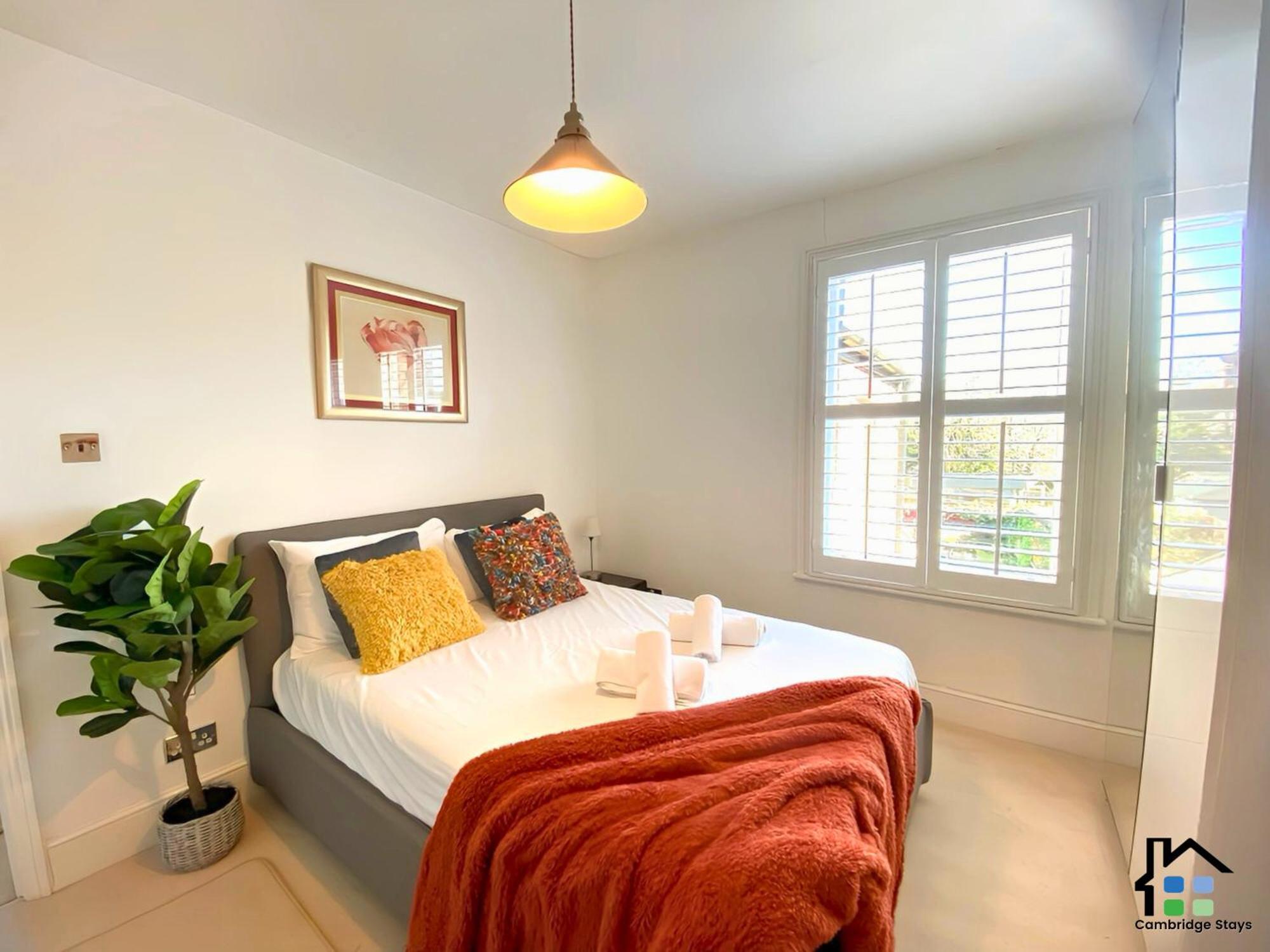 Cambridge Stays 3Br House, Easy Walk To City Center, 2 Showers, Garden, 2 Free Parking Spaces Ngoại thất bức ảnh